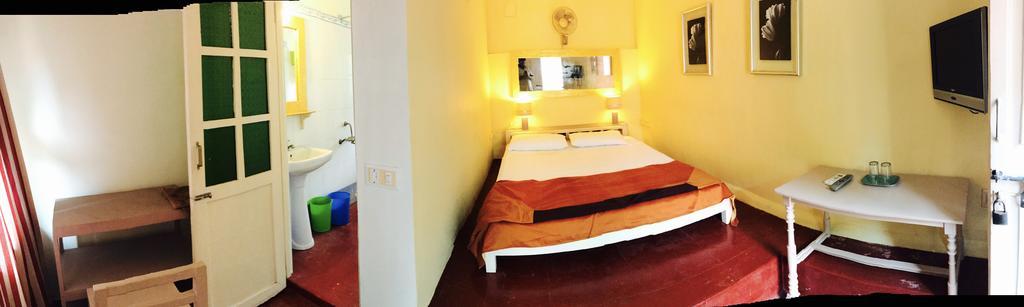 The French Villa Puducherry Buitenkant foto