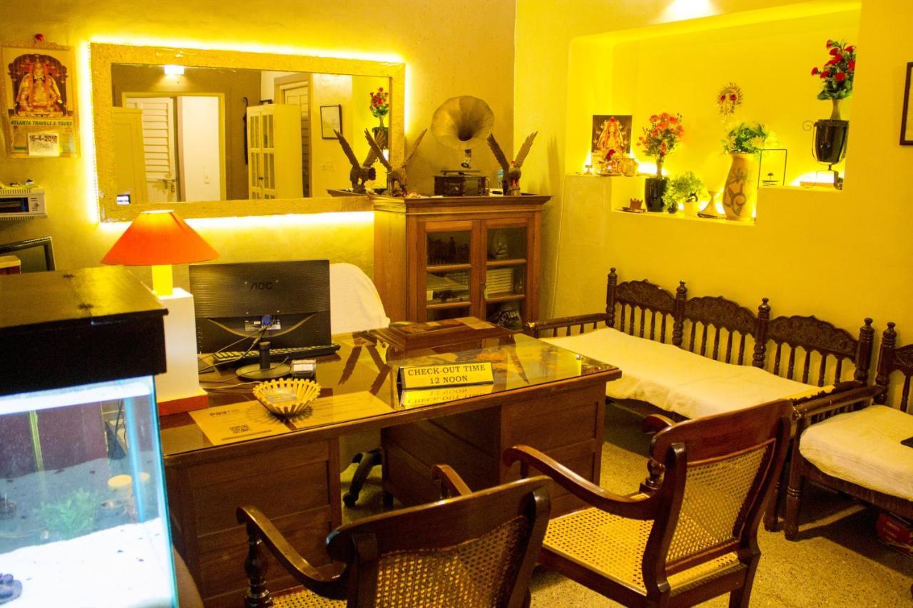 The French Villa Puducherry Buitenkant foto